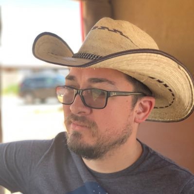 Profile Picture of Mike Lujan (@thisismikeslife) on Twitter