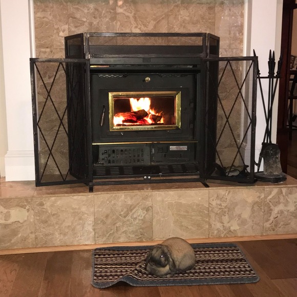 Profile Picture of Cedric Crumbley (@cdcrumbley) on Poshmark