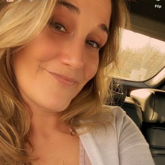 Profile Picture of Heather Fennell (@hlfennel) on Poshmark