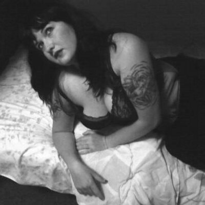 Profile Picture of Misty Mccall (@kirscahen) on Twitter
