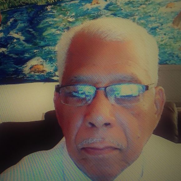 Profile Picture of Lorenzo Roberts (@jhopart333) on Poshmark