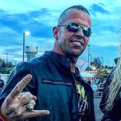 Profile Picture of Ross Olson (@RossCharlesO) on Twitter