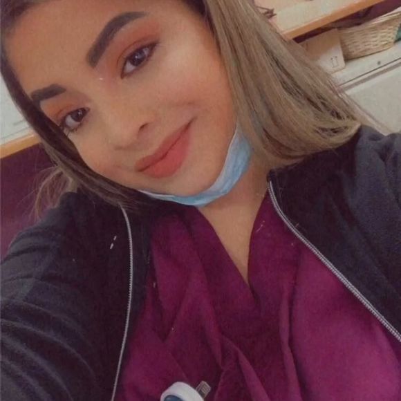 Profile Picture of Mari Arroyo (@maritzalopez81) on Poshmark