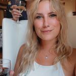 Profile Picture of Ashlea Remines (@winebowlgirl) on Instagram