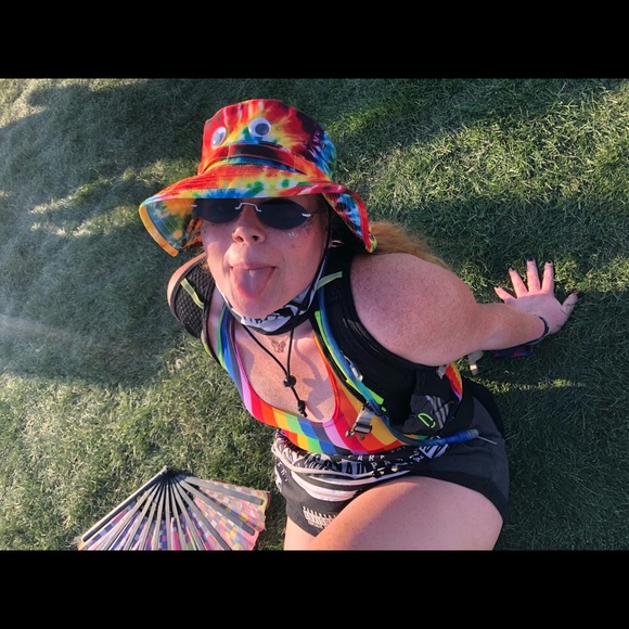 Profile Picture of Allie Mcgrory (@alliemorgann8) on Poshmark