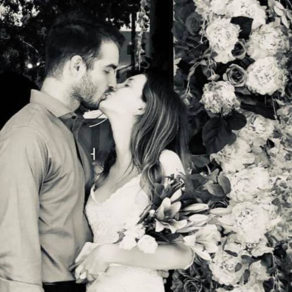 Profile Picture of Larissa Wallin-whelahan (@larissawhelahan) on Poshmark