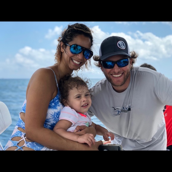 Profile Picture of Claudia Pichardo (@claudia0584) on Poshmark