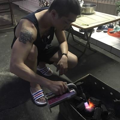 Profile Picture of Mike Yeh (@MikeYa213) on Twitter