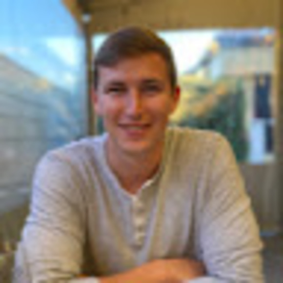Profile Picture of Tyler Brooks (@tbrooksten) on Poshmark