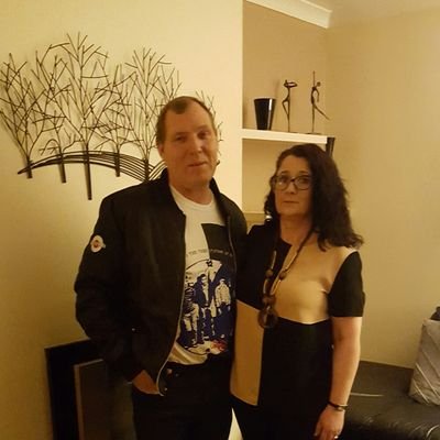 Profile Picture of Dave Molla Mollison (@mirrormoll) on Twitter