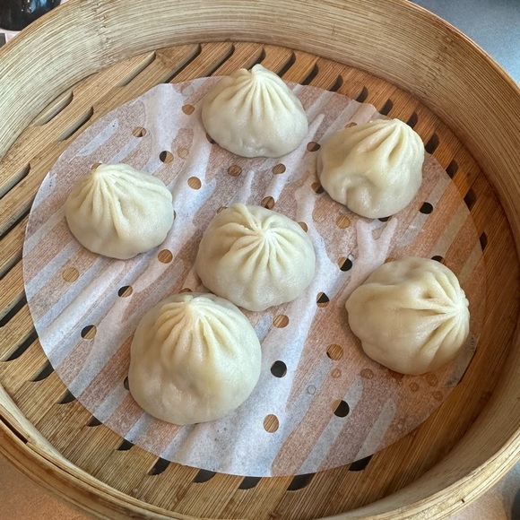 Profile Picture of Joel Jerez (@adamclancy1984) on Poshmark