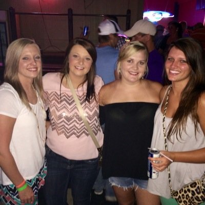Profile Picture of Kelli Magee (@KelliMagee) on Twitter