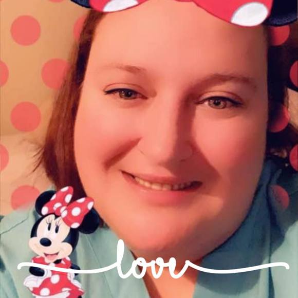 Profile Picture of Kathy Carbeno (@katcardak16) on Poshmark