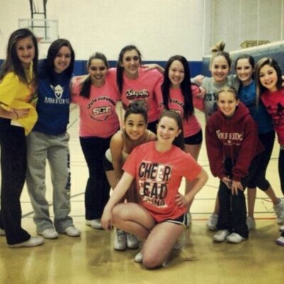 Profile Picture of Erin Schneider (@erinschneider15) on Twitter