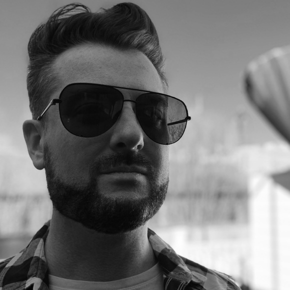 Profile Picture of Brian Sheehan (@briansheehan286) on Poshmark