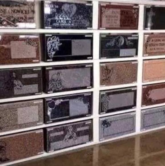 Profile Picture of Flint Caskets (@flintcaskets) on Poshmark