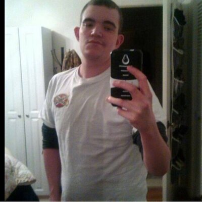 Profile Picture of Stephen Snodgrass (@country4life21) on Twitter