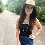 Profile Picture of Mackenzie Wayne (@kenziebydesign) on Instagram