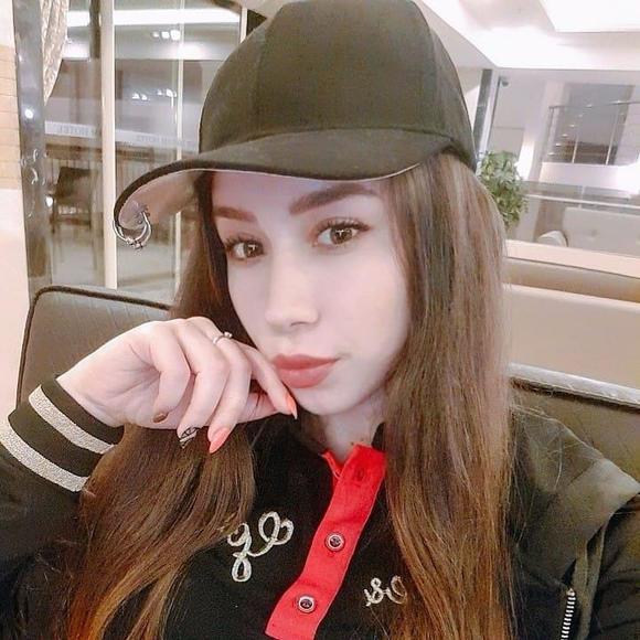 Ekaterina Popova - Poshmark Profile Picture of Ekaterina Popova (@saitoonni) on Poshmark