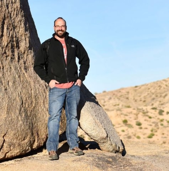 Profile Picture of Robert Kunzman (@robertkunzman) on Poshmark