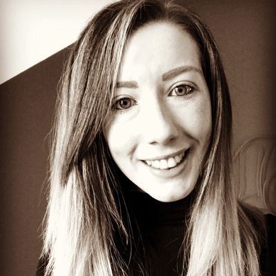 Profile Picture of Fiona Edwards (@fionaaaa) on Twitter