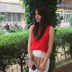 Profile Picture of Eva Bernal (@EvaBernal_25) on Twitter