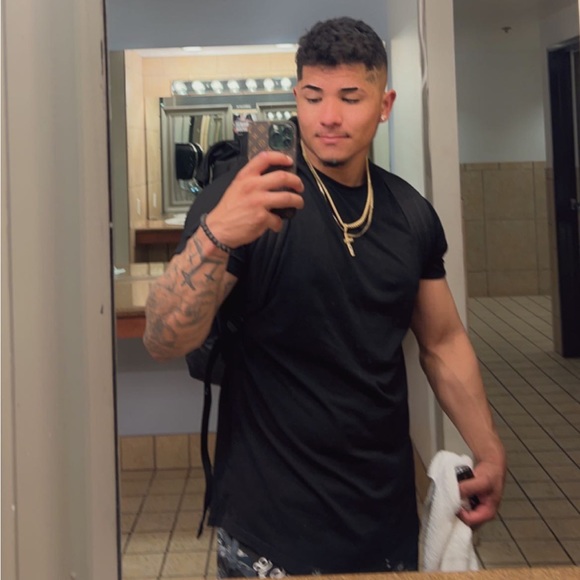 Profile Picture of Ricky Quintero (@rickyo26) on Poshmark