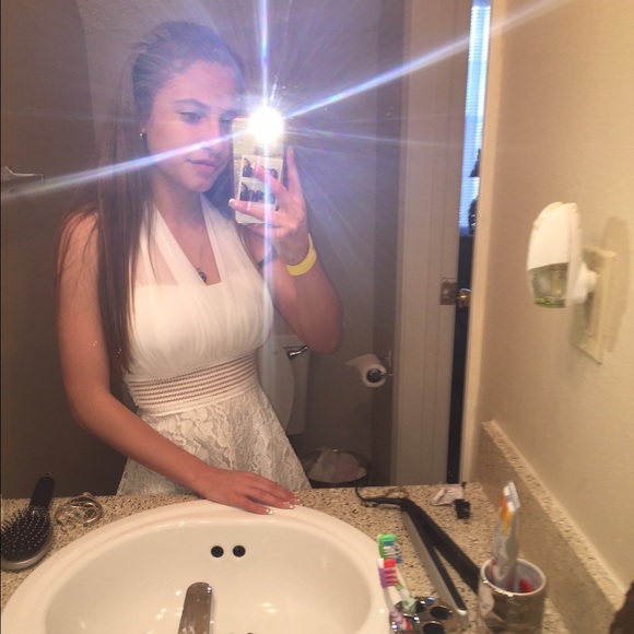 Profile Picture of Genesis Paz (@tinygee) on Poshmark