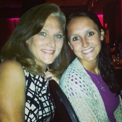 Profile Picture of Marion Hendrix (@MammaHen2) on Twitter