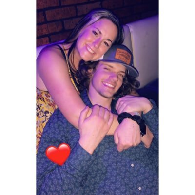 Profile Picture of Alexa (@_alexanewton_) on Twitter