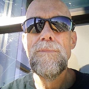 Profile Picture of Steve Boughner (@skylongdistance) on Twitter