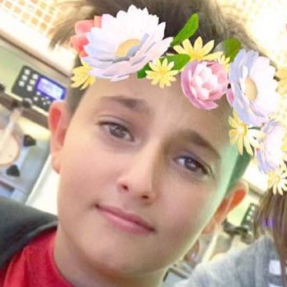 Profile Picture of Joey Prengjoni (@prengjoni_1234) on Poshmark