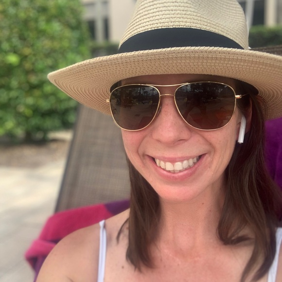 Profile Picture of Joanna Sherling (@jesherling) on Poshmark