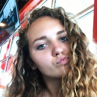 Profile Picture of Jessie Agnew (@jessieagnew15) on Twitter