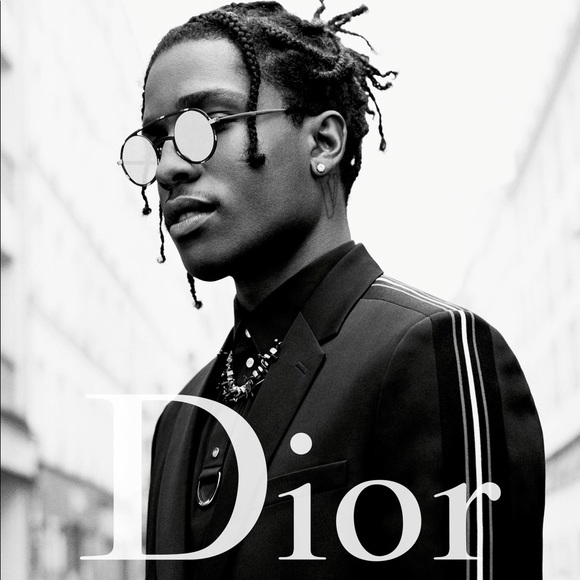 Profile Picture of Ivan Trejo (@ivanvt110) on Poshmark