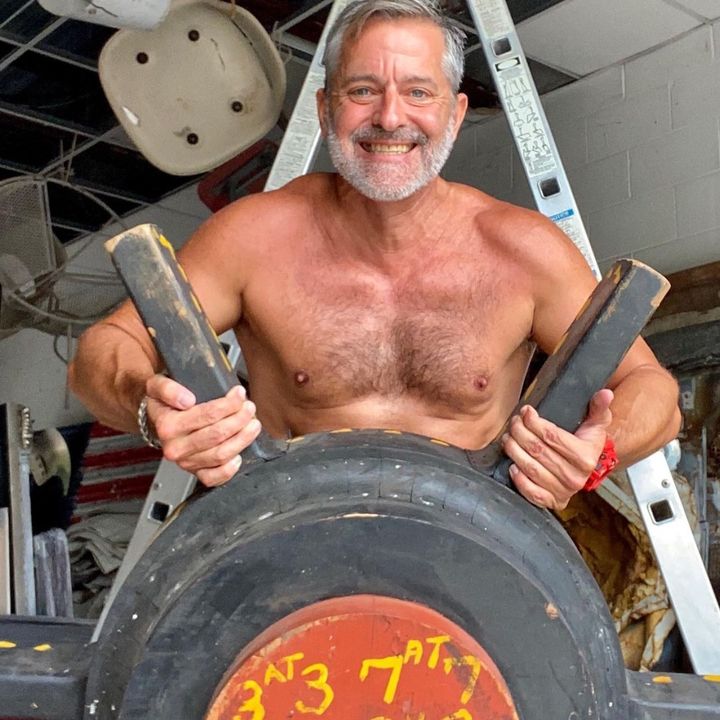 Profile Picture of derickmiles (@derickmiles55) on Tiktok