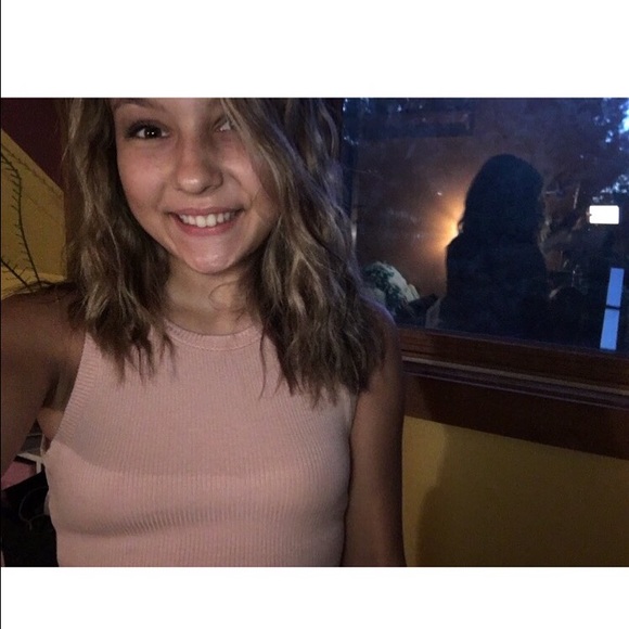 Profile Picture of Ali Zigo (@ali_zigo) on Poshmark