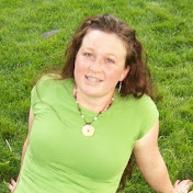Profile Picture of Marie Rhoades (@marierhoades) on Youtube