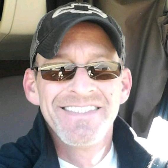 Profile Picture of Brad (@bradleyhaack305) on Tiktok