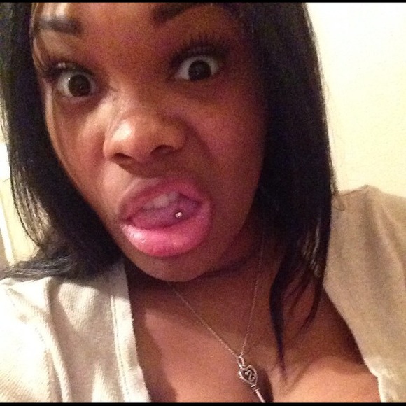 Profile Picture of Kayvonn Blackmon (@kayblackmon) on Poshmark