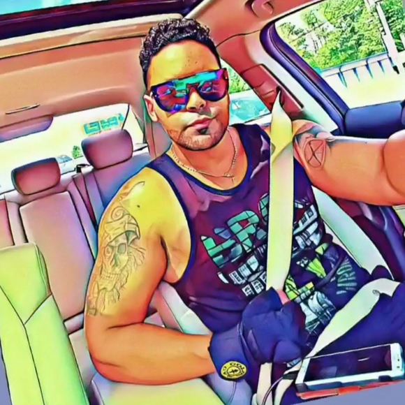 Profile Picture of Michael Sommer (@michaelsoto627) on Poshmark