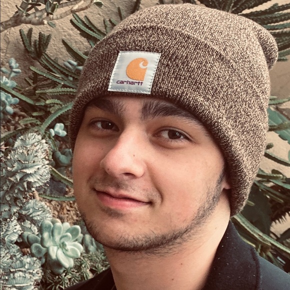 Profile Picture of Alex Heaton (@rexheaton) on Poshmark