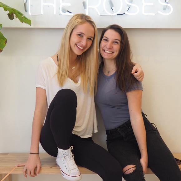 Profile Picture of Erin Thumann (@erinthumann) on Poshmark