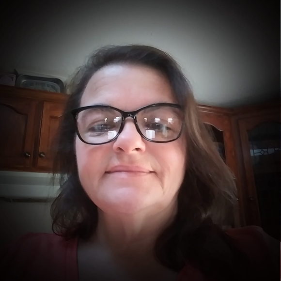 Profile Picture of Toby Plude (@tlplude) on Poshmark