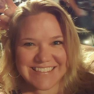 Profile Picture of Debbie Ulm (@deb_ulm_zern) on Twitter