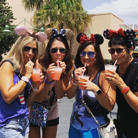 Profile Picture of Debbie Wessells (@debbiewessells) on Poshmark