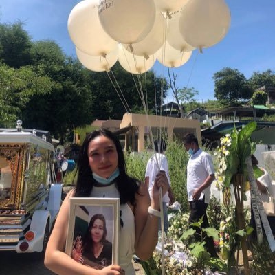 Profile Picture of ᴢᴠᴇᴢᴅᴀ (@CrystalCarlos1) on Twitter