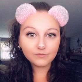 Profile Picture of Alexandra Hull (@hullchic) on Pinterest