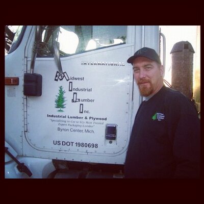 Profile Picture of Jason Dykstra (@midwestilman) on Twitter