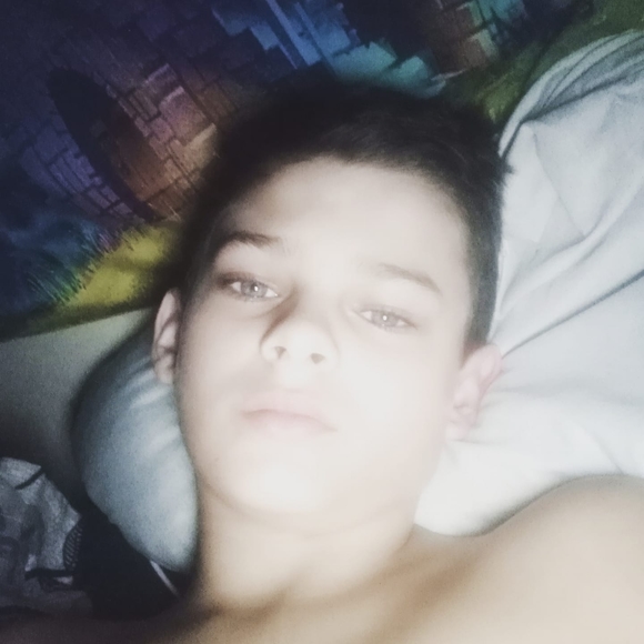 Profile Picture of Aiden Fye (@aidenfye) on Poshmark